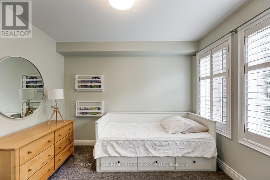 #8 - 245 Van Dusen Boulevard, Toronto, Ontario  M8Z 3J2 - Photo 22 - W13011338