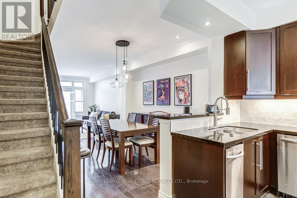 #8 - 245 Van Dusen Boulevard, Toronto, Ontario  M8Z 3J2 - Photo 4 - W13011338