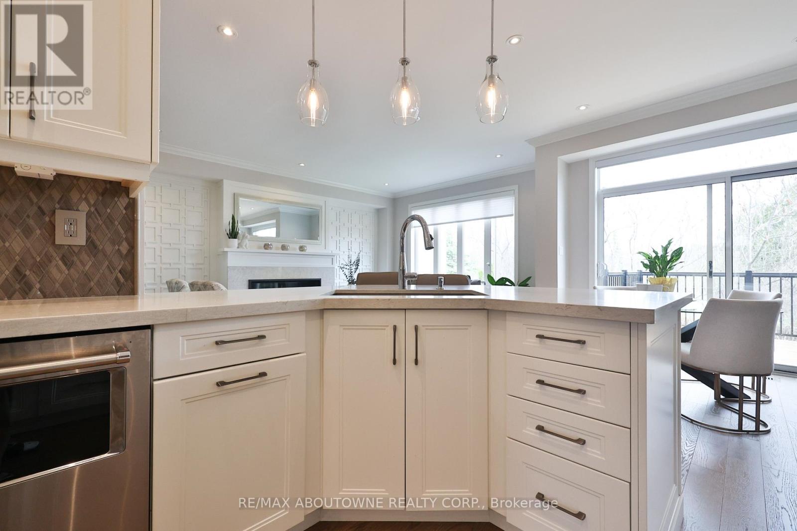 34 - 2400 Neyagawa Boulevard, Oakville, Ontario  L6H 7P5 - Photo 13 - W13011346