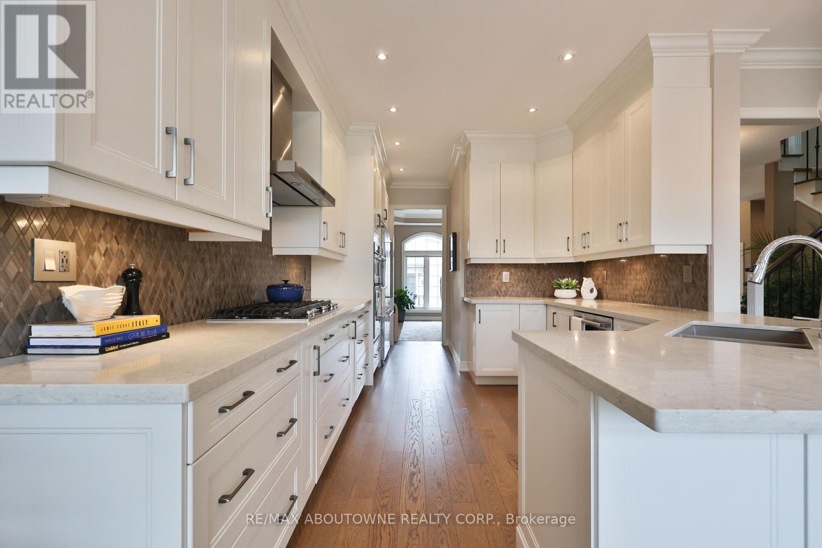 34 - 2400 Neyagawa Boulevard, Oakville, Ontario  L6H 7P5 - Photo 15 - W13011346