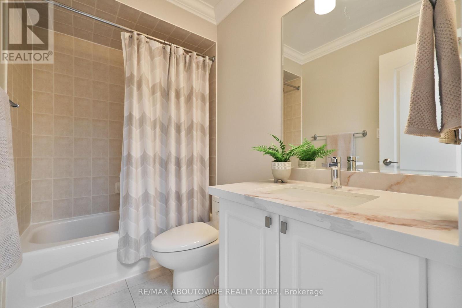 34 - 2400 Neyagawa Boulevard, Oakville, Ontario  L6H 7P5 - Photo 32 - W13011346