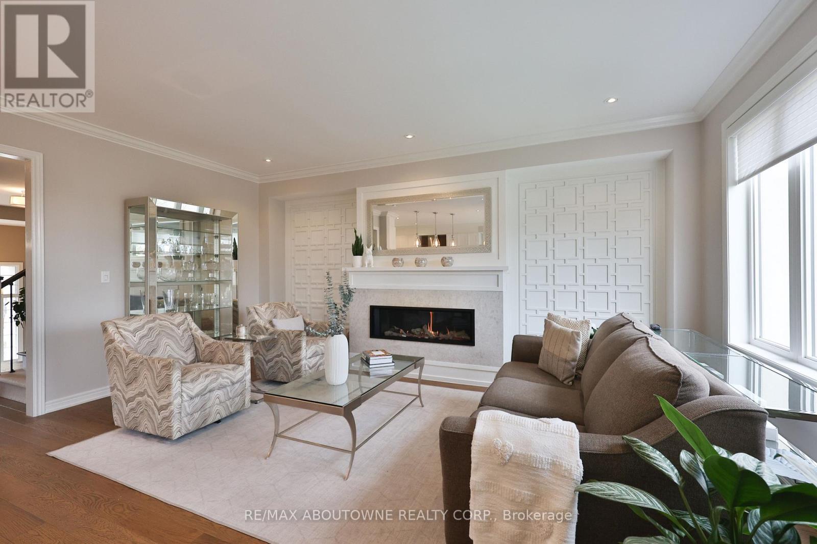 34 - 2400 Neyagawa Boulevard, Oakville, Ontario  L6H 7P5 - Photo 9 - W13011346