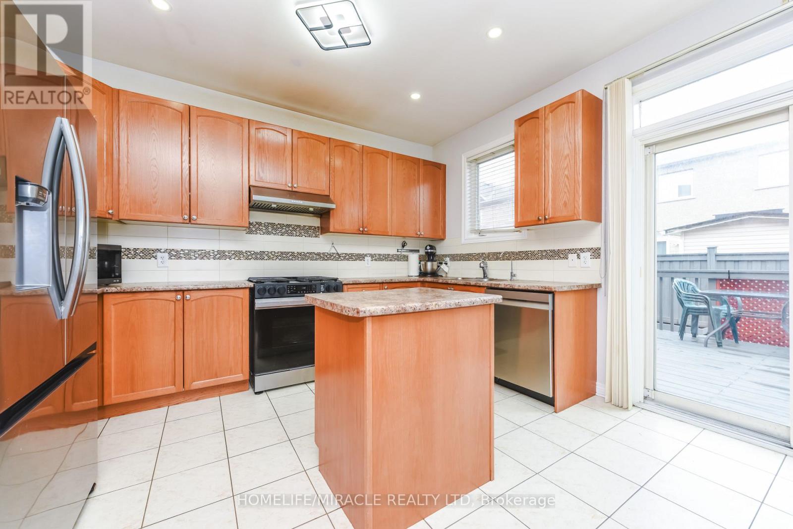 20 Gamson Crescent, Brampton, Ontario  L6R 0V8 - Photo 19 - W13011394