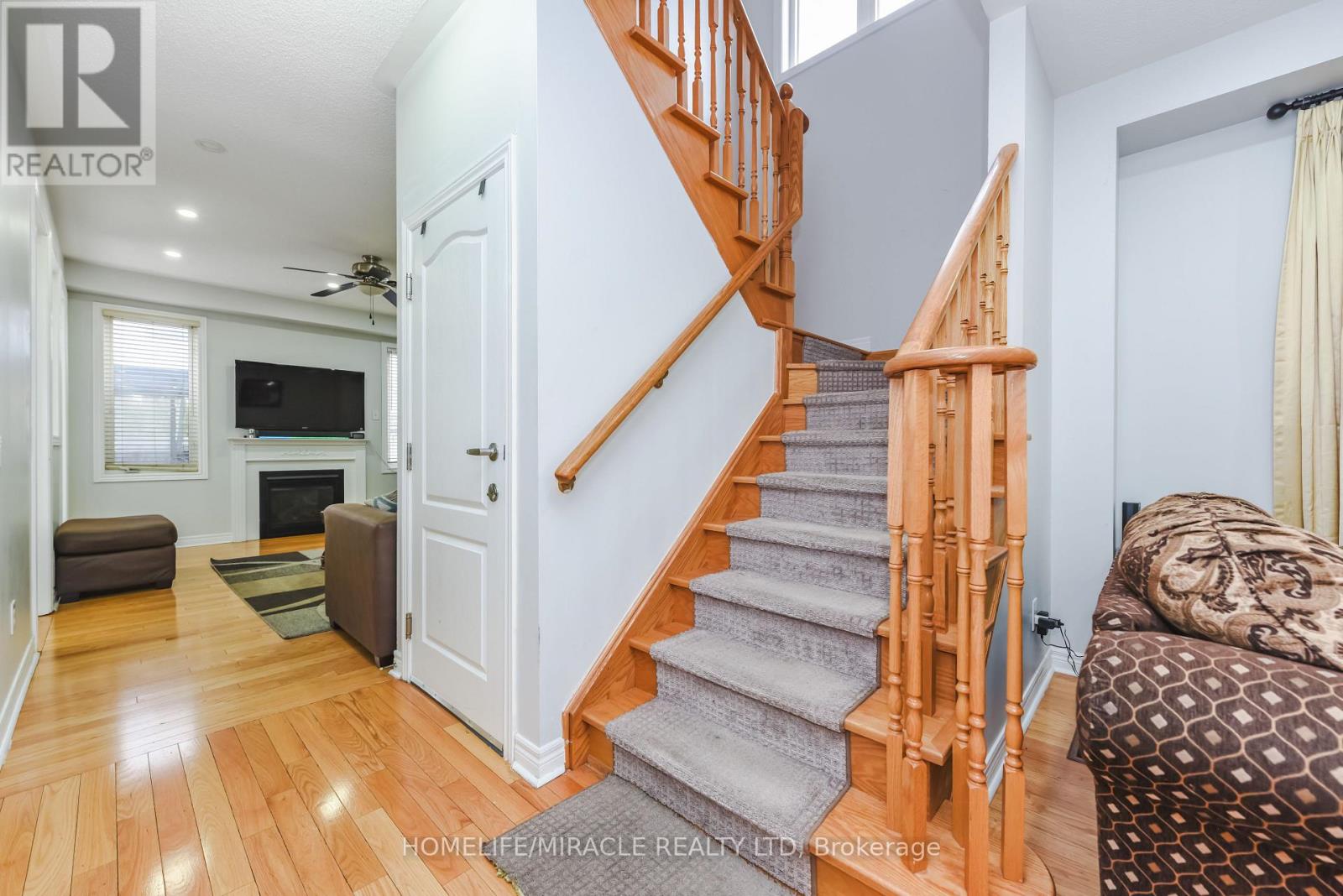 20 Gamson Crescent, Brampton, Ontario  L6R 0V8 - Photo 9 - W13011394