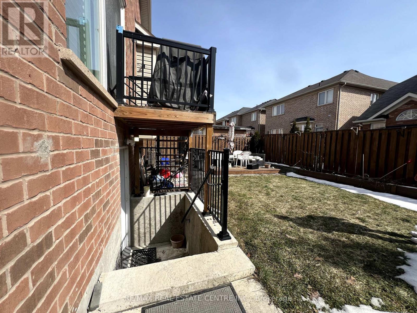 Bsmt - 348 Mcdougall Crossing Crescent, Milton, Ontario  L9T 0N5 - Photo 12 - W13011432