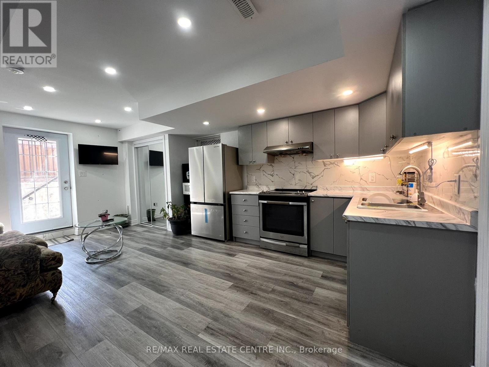 Bsmt - 348 Mcdougall Crossing Crescent, Milton, Ontario  L9T 0N5 - Photo 2 - W13011432