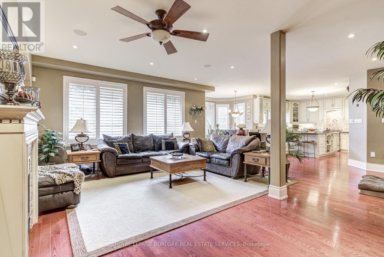 4278 Clubview Drive, Burlington, Ontario  L7M 4X1 - Photo 23 - W13011454