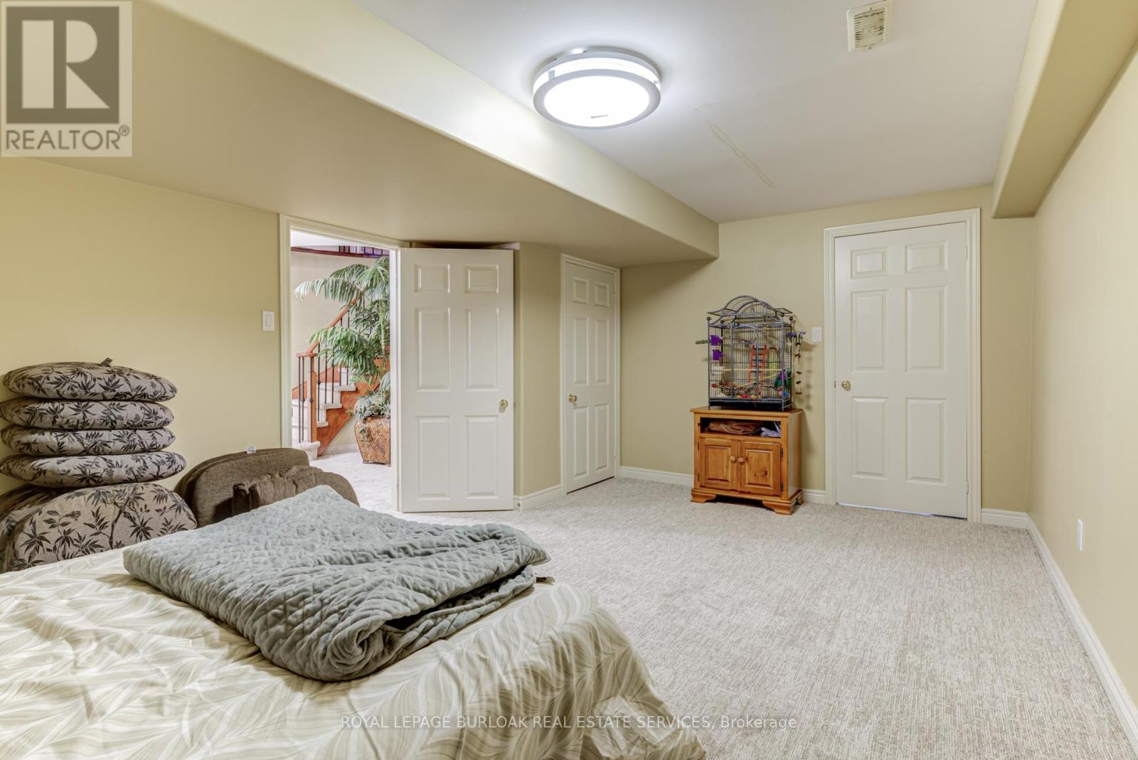 4278 Clubview Drive, Burlington, Ontario  L7M 4X1 - Photo 46 - W13011454