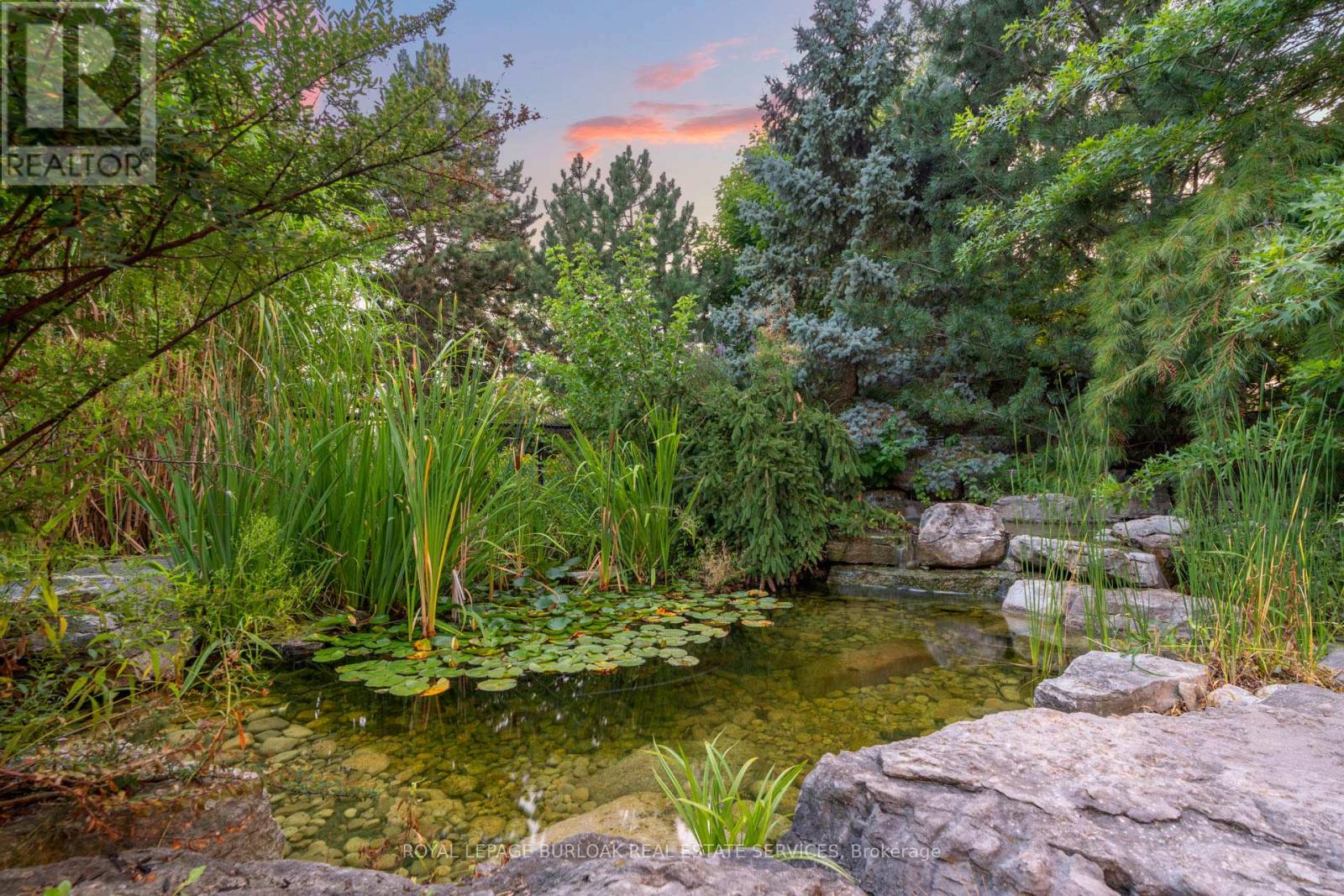 4278 Clubview Drive, Burlington, Ontario  L7M 4X1 - Photo 5 - W13011454