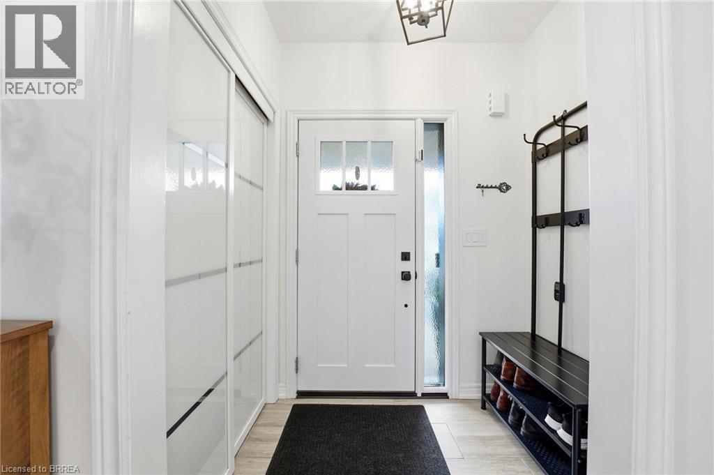 163 Spring Creek Drive, Waterdown, Ontario  L8B 0X8 - Photo 6 - 40821625