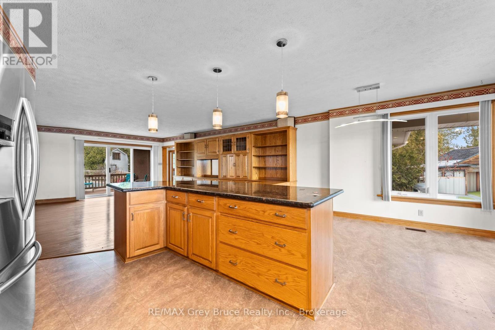 122 Cottage Lane, Georgian Bluffs, Ontario  N4K 5N4 - Photo 23 - X12993580