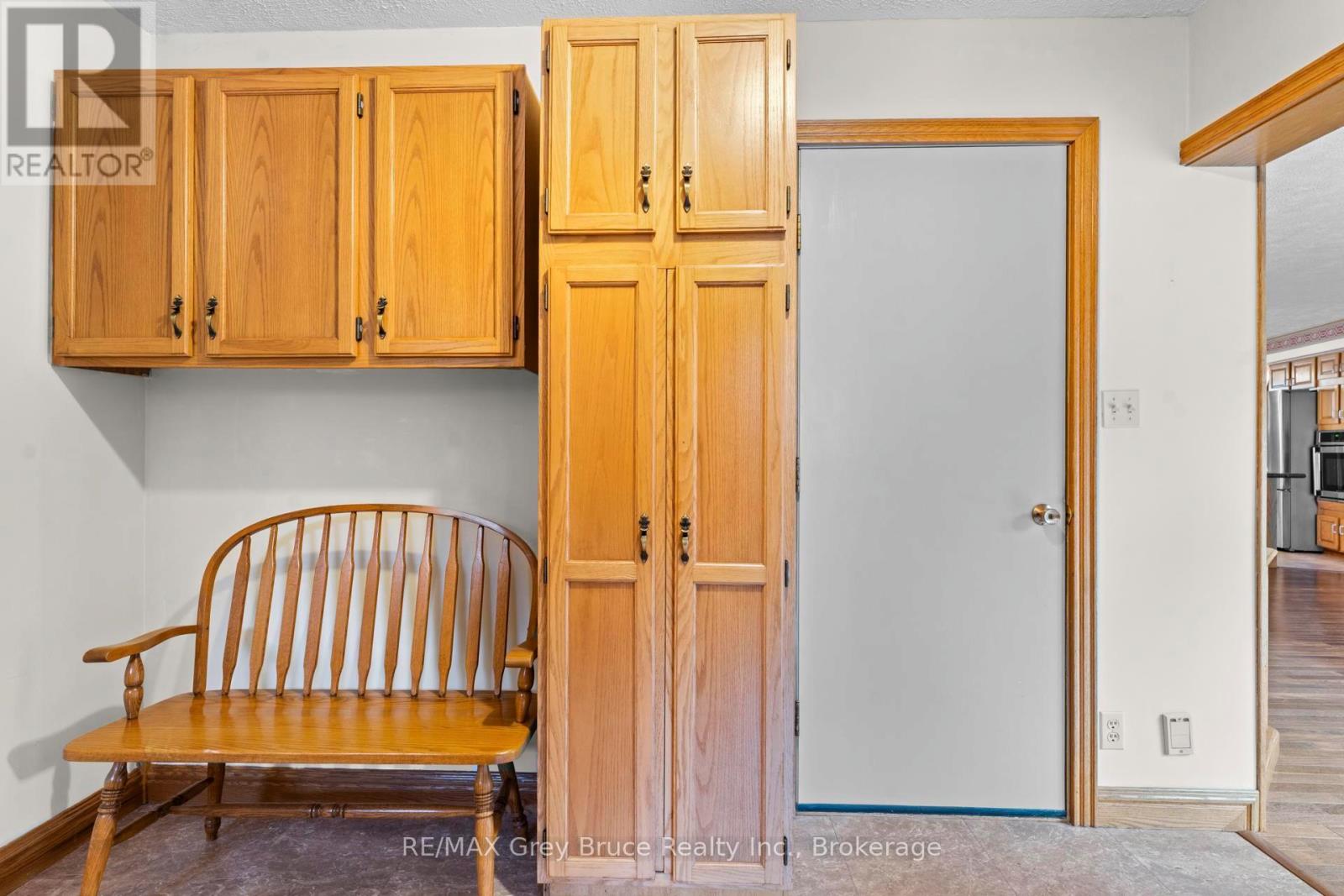 122 Cottage Lane, Georgian Bluffs, Ontario  N4K 5N4 - Photo 26 - X12993580