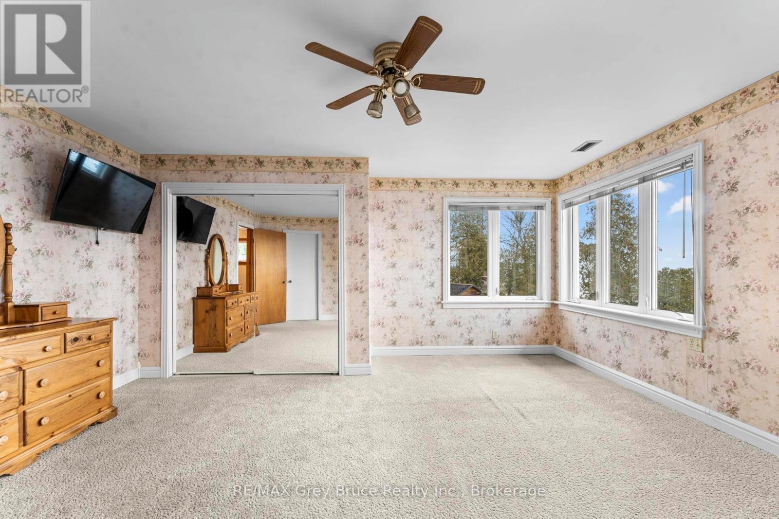 122 Cottage Lane, Georgian Bluffs, Ontario  N4K 5N4 - Photo 33 - X12993580