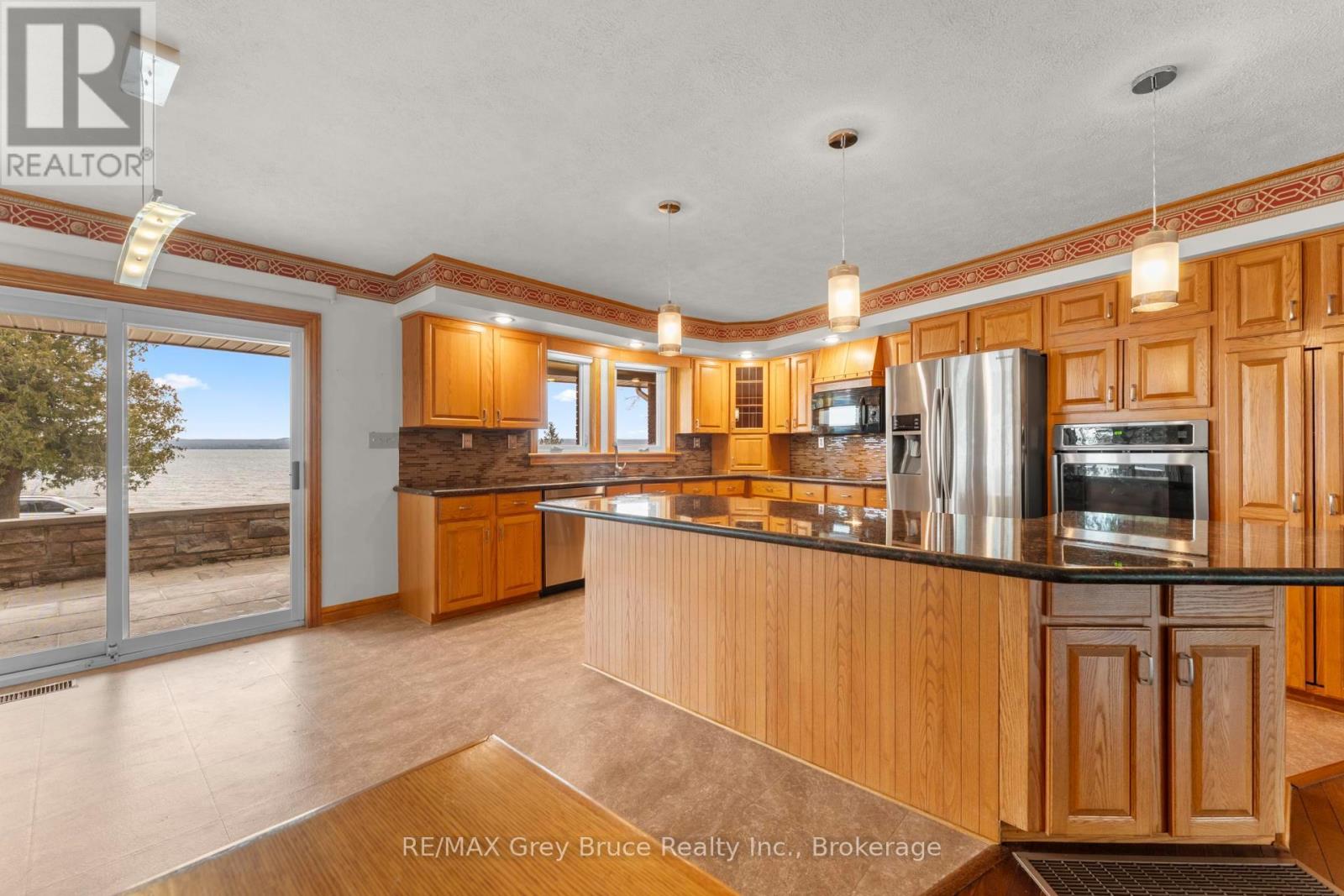 122 Cottage Lane, Georgian Bluffs, Ontario  N4K 5N4 - Photo 20 - X12993580