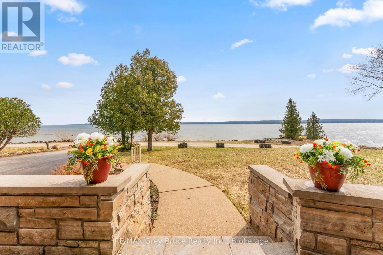 122 Cottage Lane, Georgian Bluffs, Ontario  N4K 5N4 - Photo 47 - X12993580