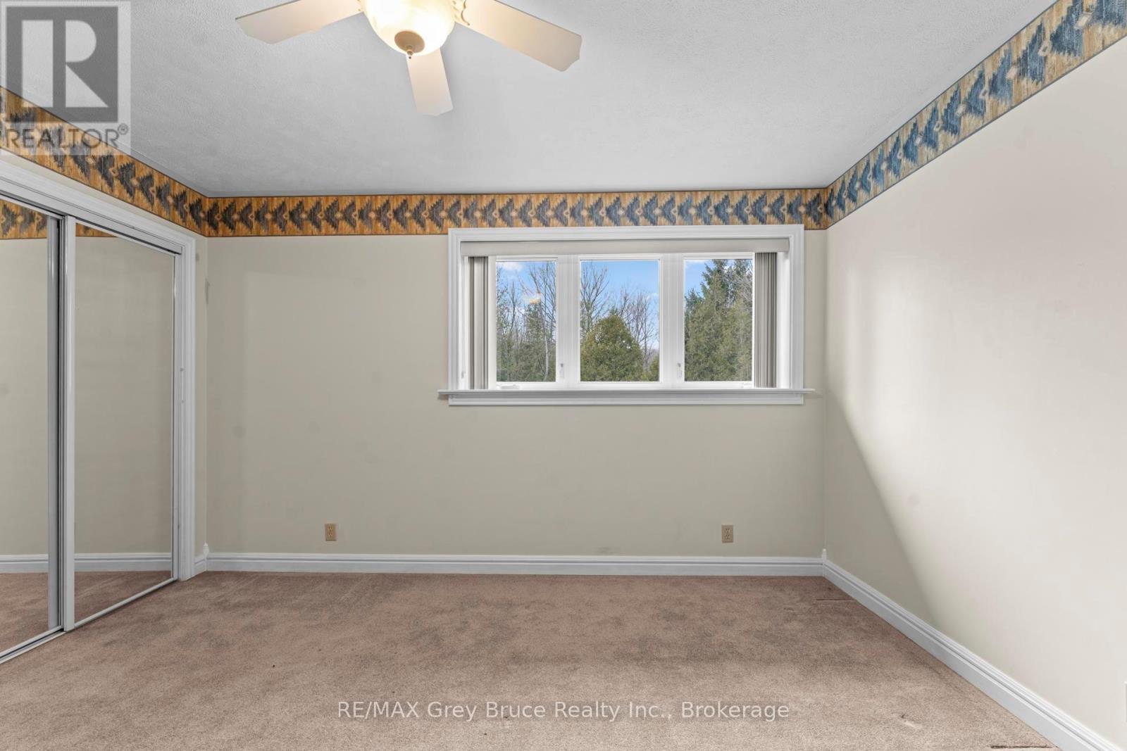 122 Cottage Lane, Georgian Bluffs, Ontario  N4K 5N4 - Photo 38 - X12993580