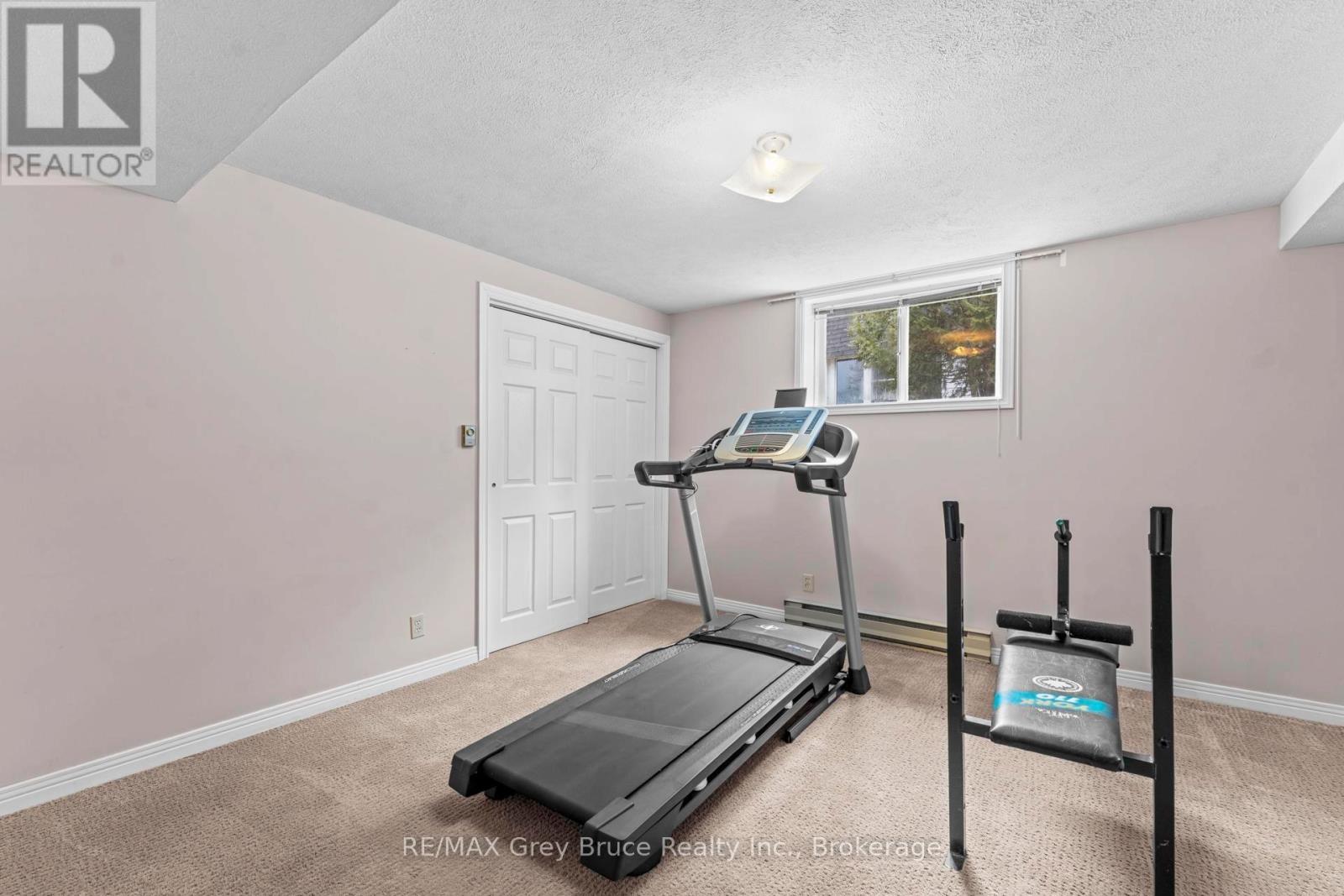 122 Cottage Lane, Georgian Bluffs, Ontario  N4K 5N4 - Photo 42 - X12993580