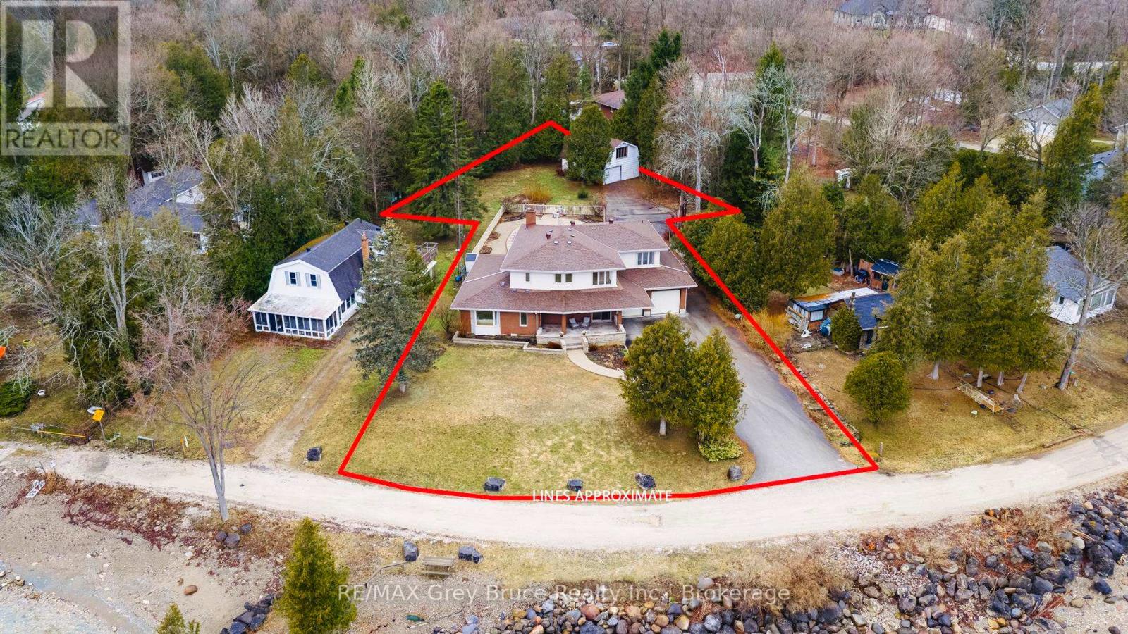 122 Cottage Lane, Georgian Bluffs, Ontario  N4K 5N4 - Photo 9 - X12993580