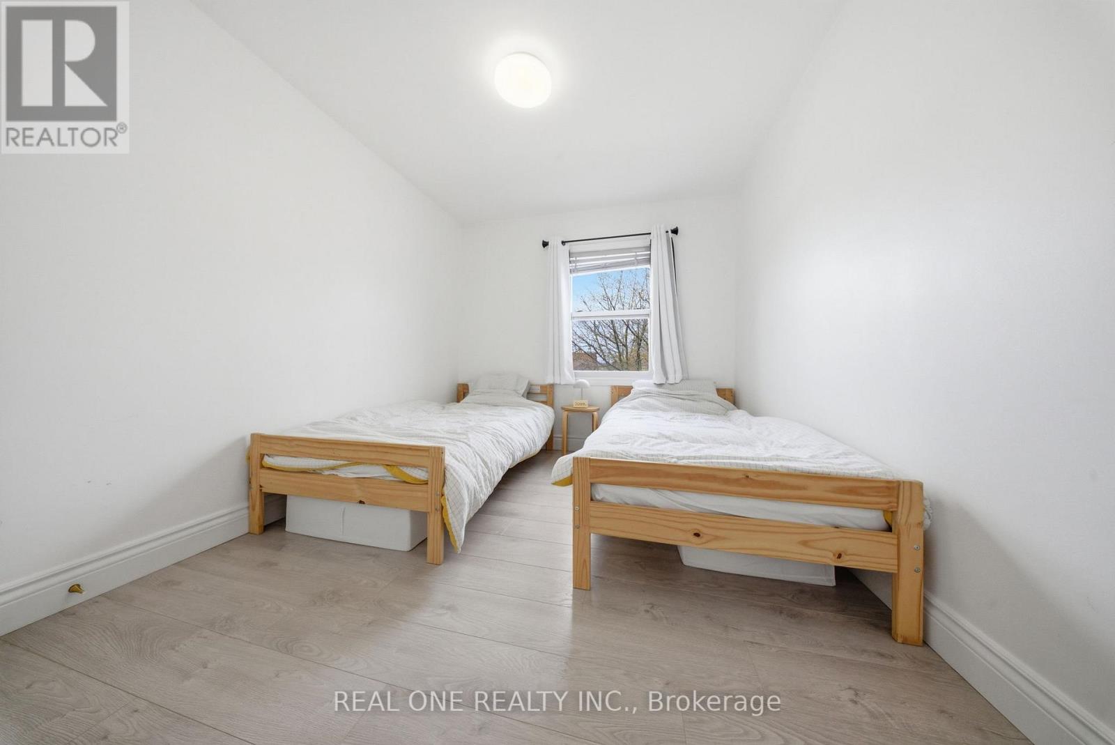 24 Sumach Street, Hamilton, Ontario  L8H 6P8 - Photo 22 - X13011160