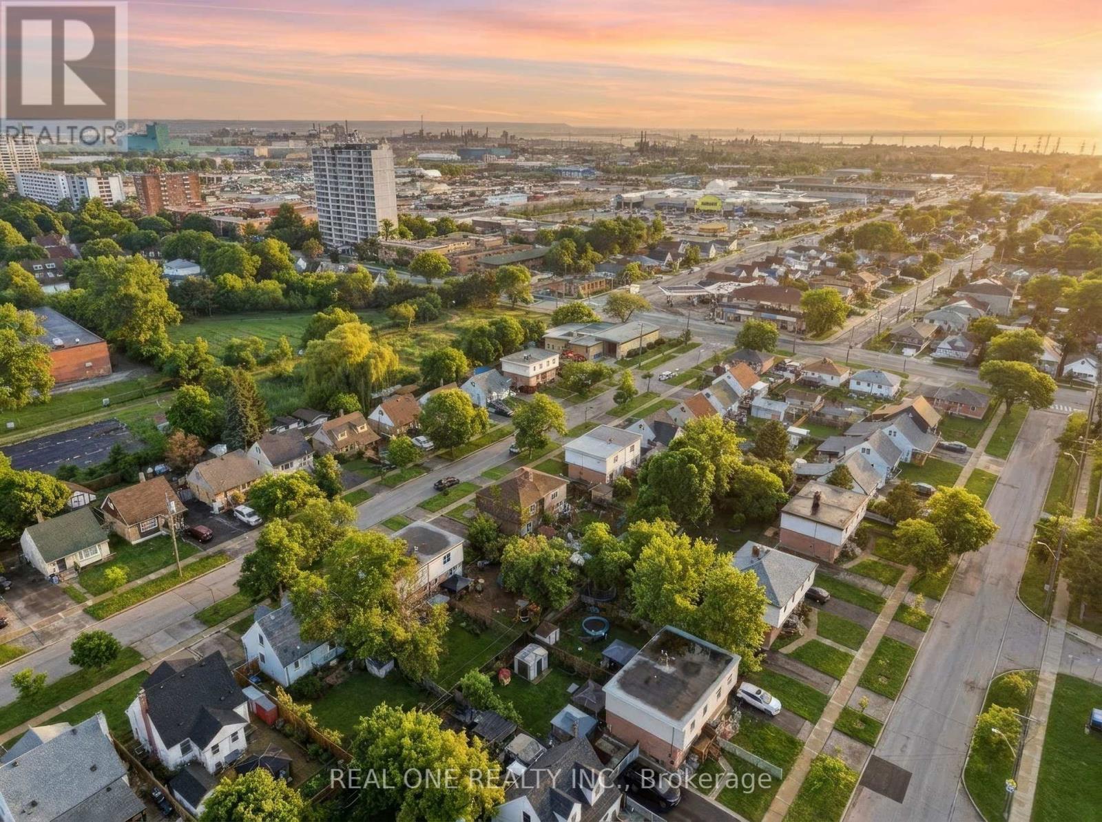 24 Sumach Street, Hamilton, Ontario  L8H 6P8 - Photo 37 - X13011160