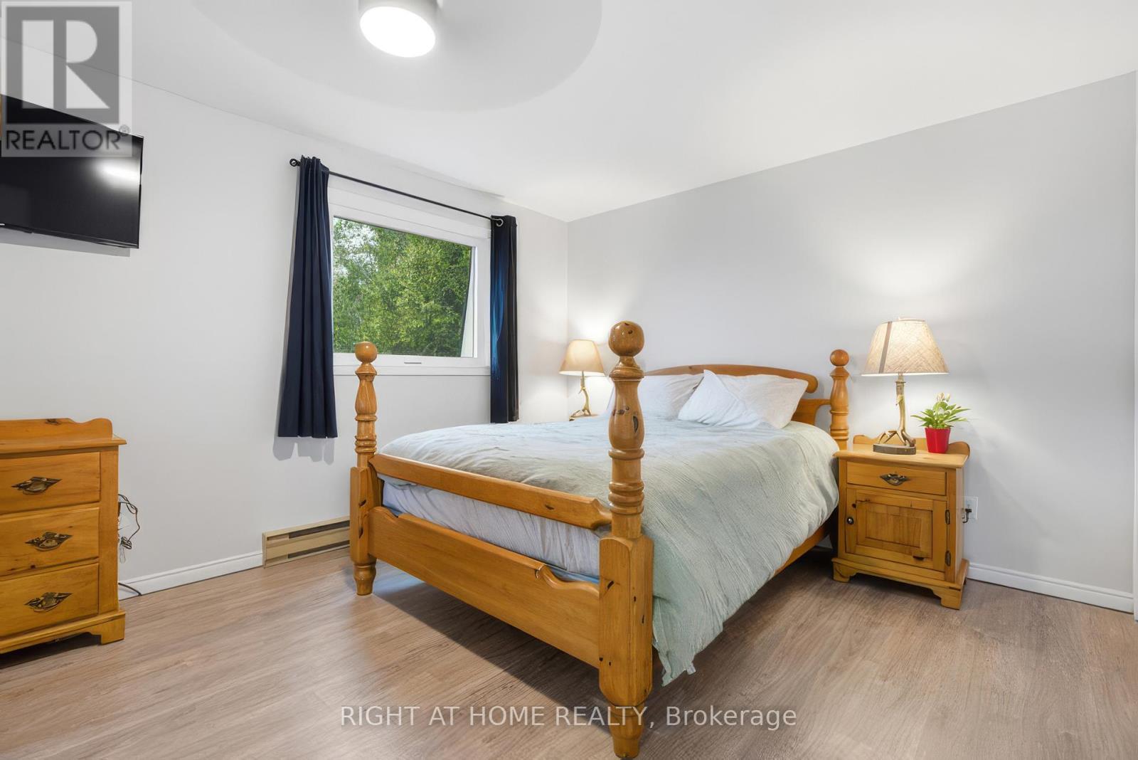 384 Countess Street N, West Grey, Ontario  N0G 1R0 - Photo 10 - X13011218