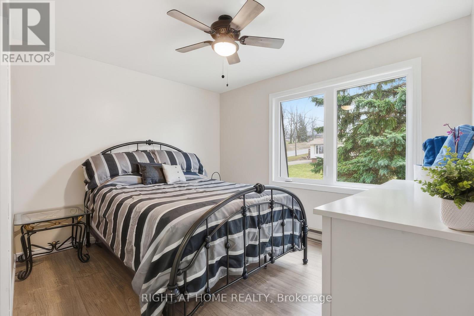 384 Countess Street N, West Grey, Ontario  N0G 1R0 - Photo 13 - X13011218