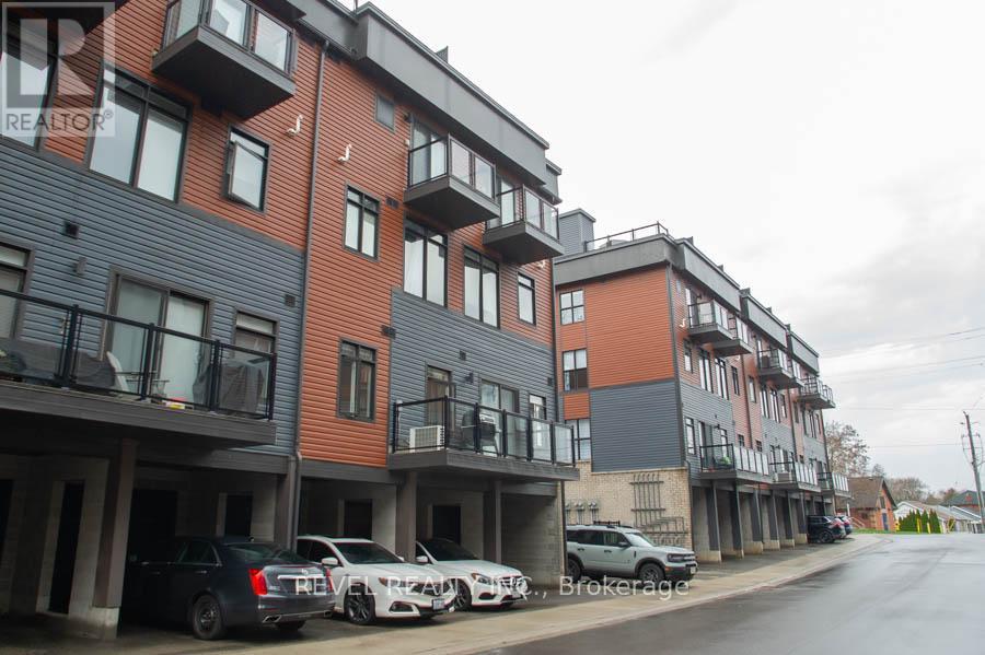 11 - 2 Willow Street, Brant (Paris), Ontario  N3L 0C6 - Photo 2 - X13011384