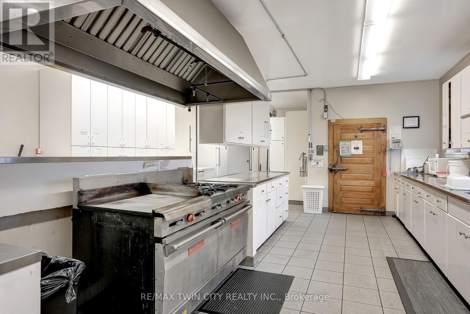 1855 Notre Dame Drive, Wilmot, Ontario  N0B 2L0 - Photo 4 - X13011406