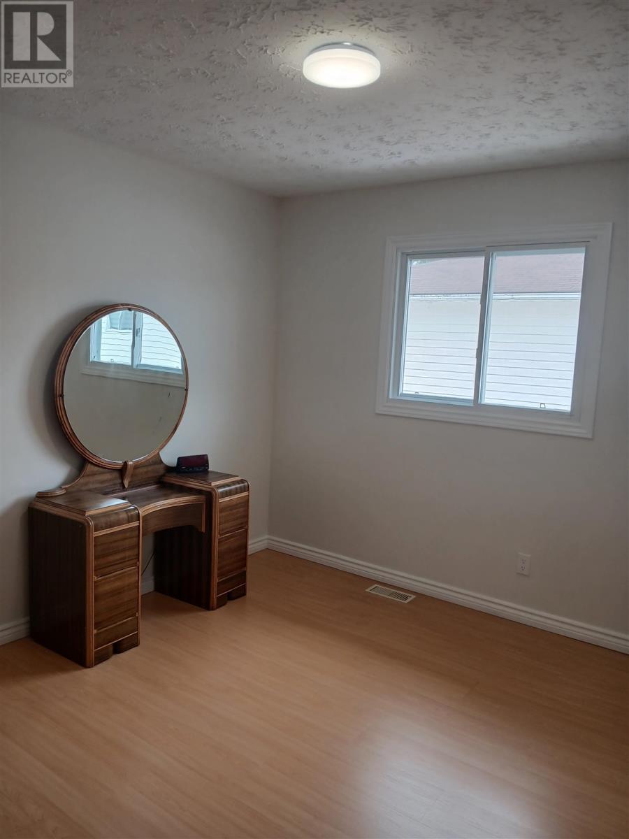 12 Forest Pl, Elliot Lake, Ontario  P5A 3C6 - Photo 14 - SM260714