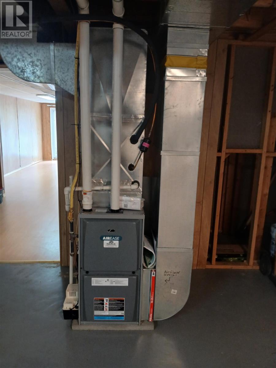 12 Forest Pl, Elliot Lake, Ontario  P5A 3C6 - Photo 23 - SM260714