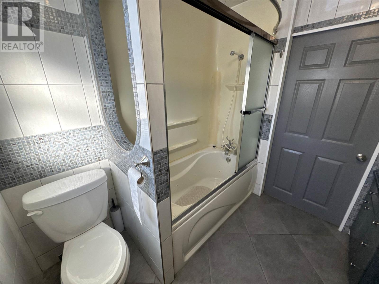 9 Axmith Ave, Elliot Lake, Ontario  P5A 1B5 - Photo 17 - SM260715