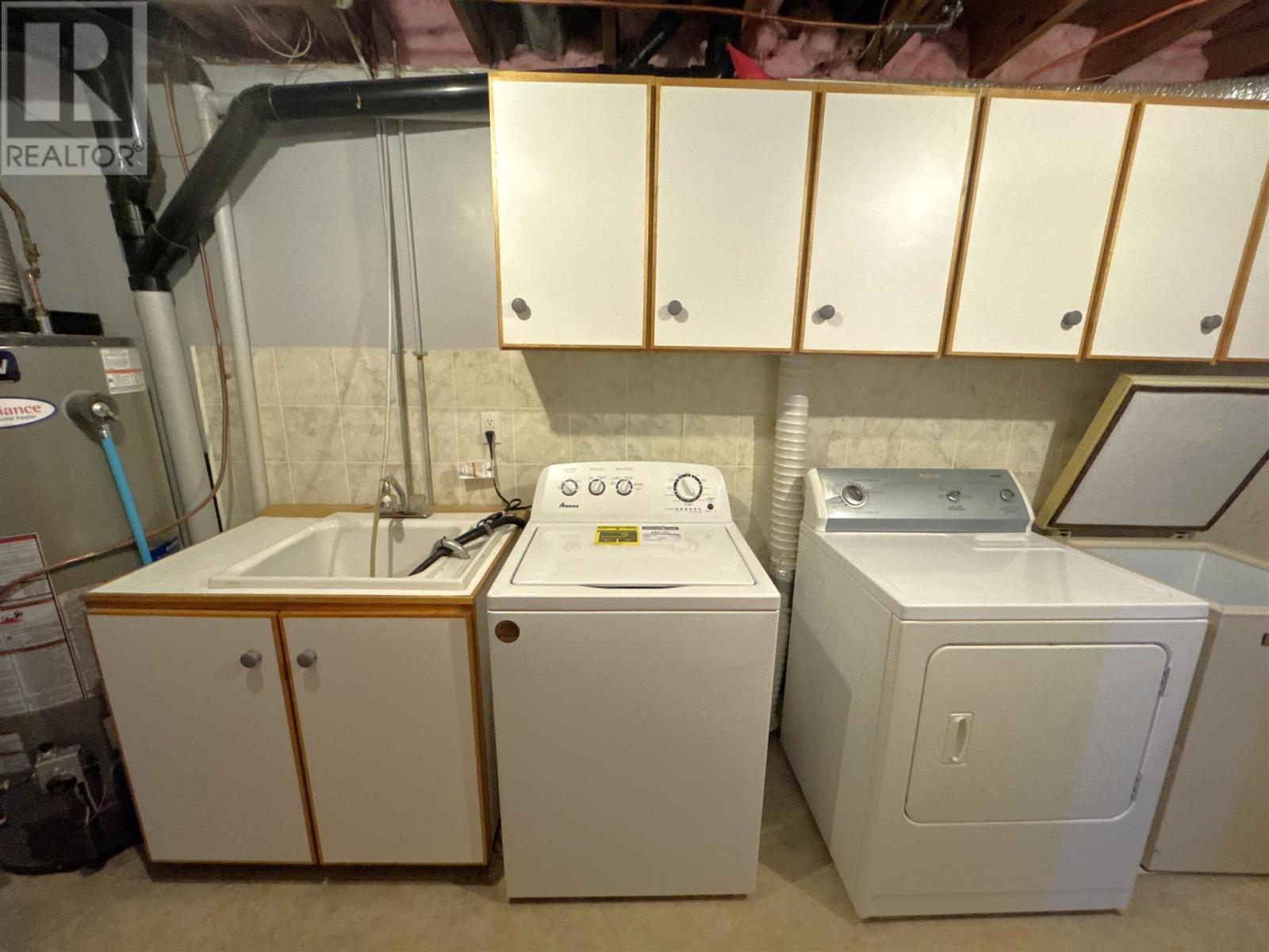 9 Axmith Ave, Elliot Lake, Ontario  P5A 1B5 - Photo 23 - SM260715