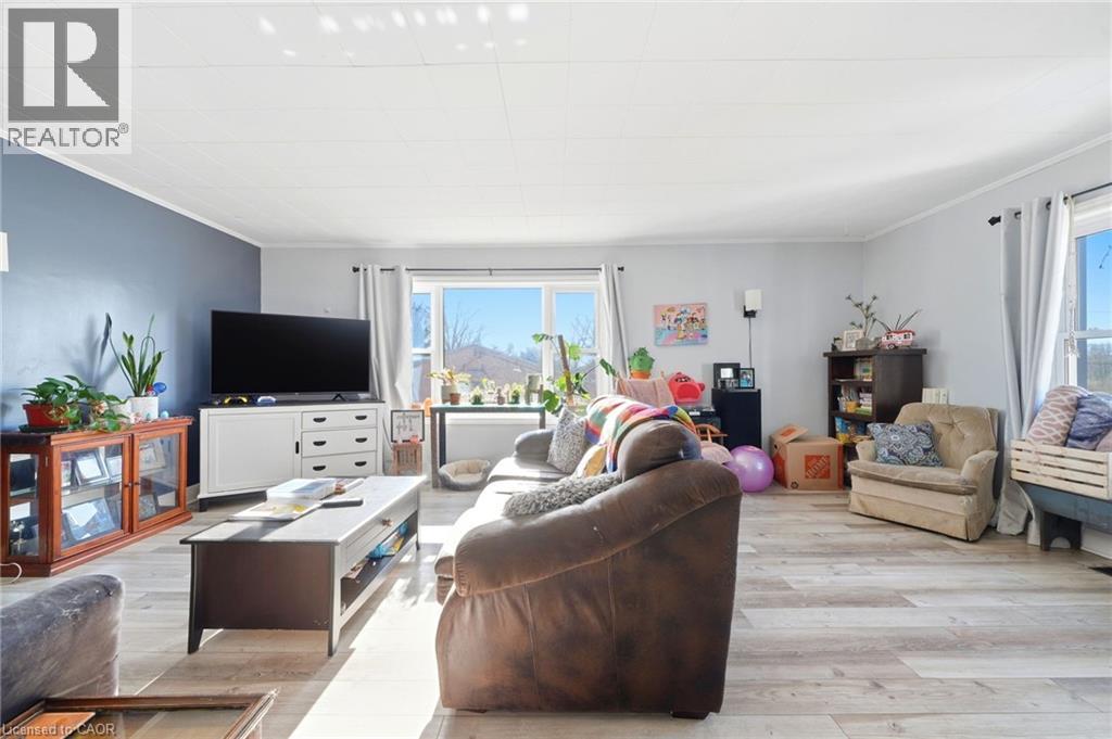 2039 Victoria Street, Gorrie, Ontario  N0G 1X0 - Photo 26 - 40821769