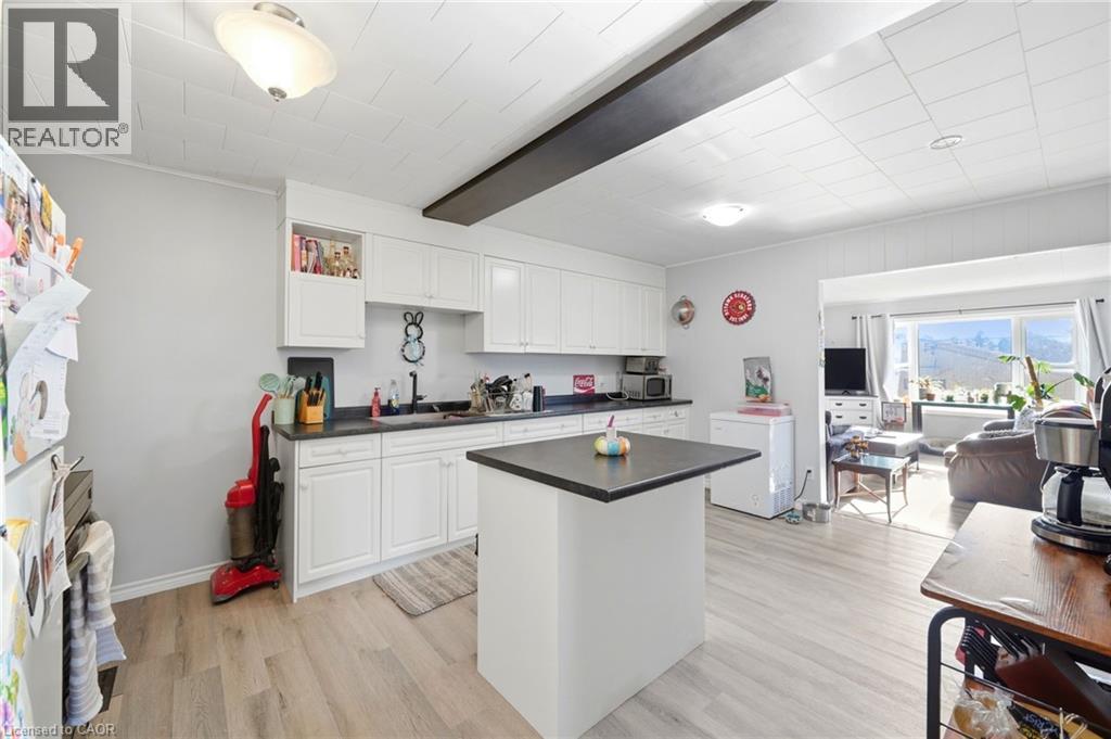 2039 Victoria Street, Gorrie, Ontario  N0G 1X0 - Photo 32 - 40821769