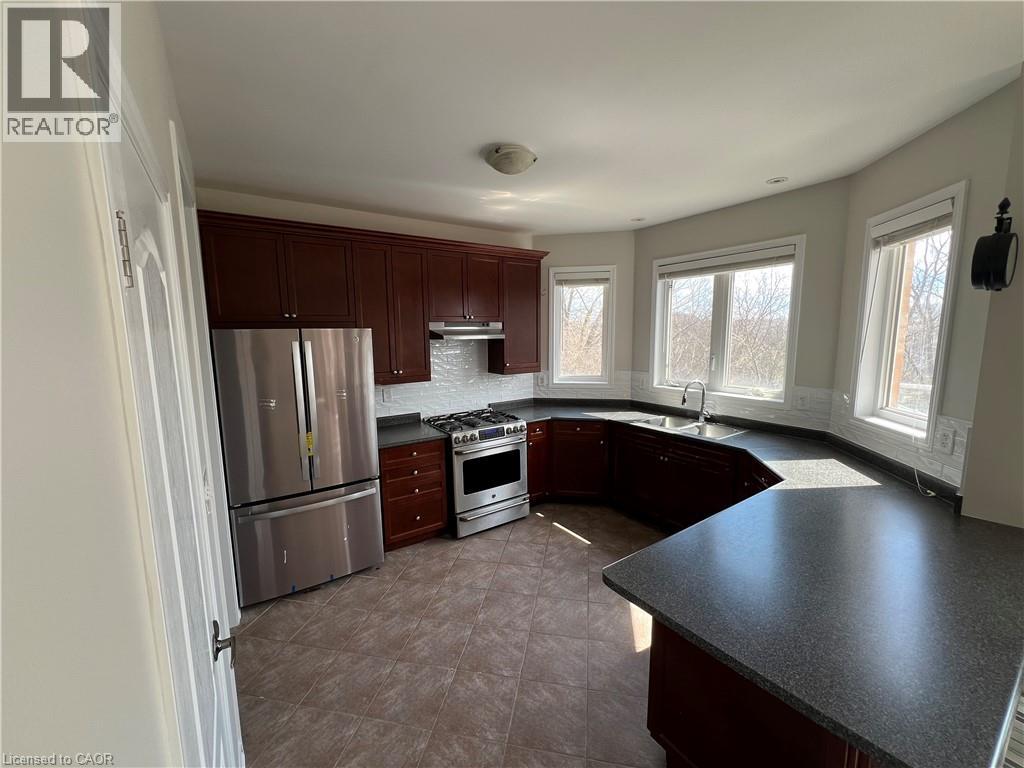 102 Baldwin Drive, Cambridge, Ontario  N3C 0B4 - Photo 5 - 40821748