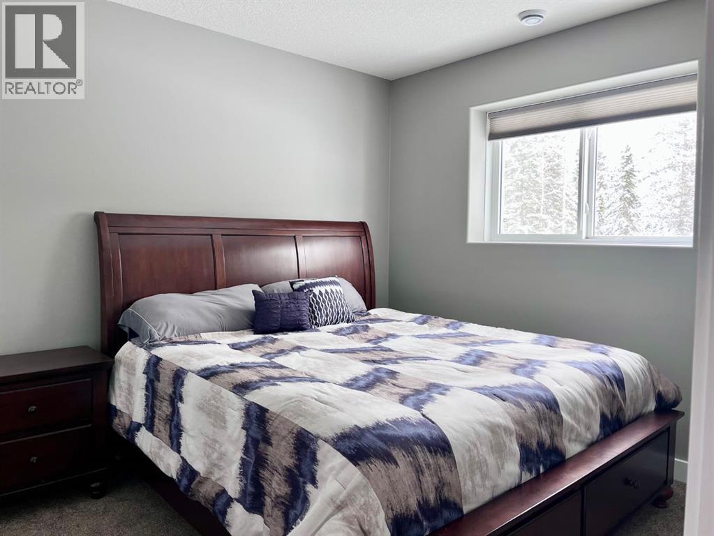 1093 Mackenny Street, Hinton, Alberta  T7V 1H3 - Photo 33 - A2302552