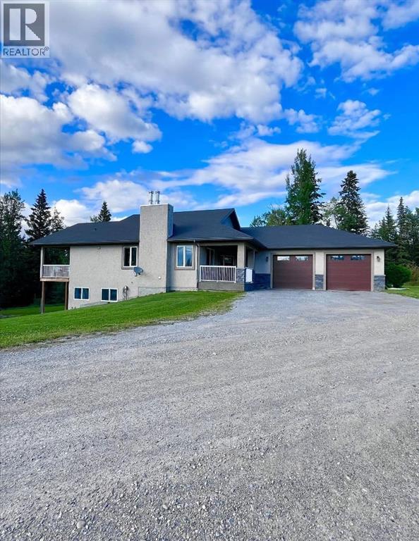 1093 Mackenny Street, Hinton, Alberta  T7V 1H3 - Photo 1 - A2302552