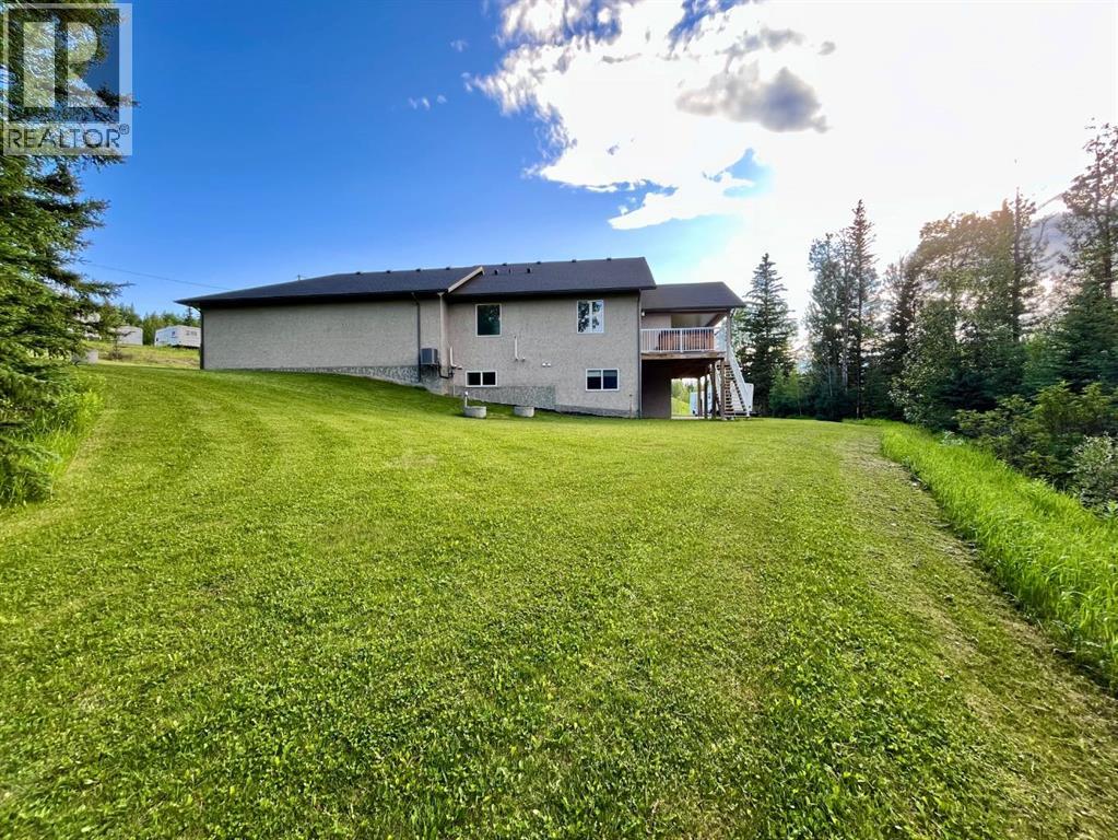 1093 Mackenny Street, Hinton, Alberta  T7V 1H3 - Photo 37 - A2302552