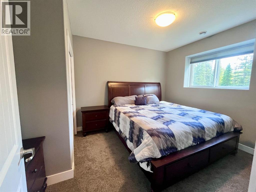 1093 Mackenny Street, Hinton, Alberta  T7V 1H3 - Photo 32 - A2302552