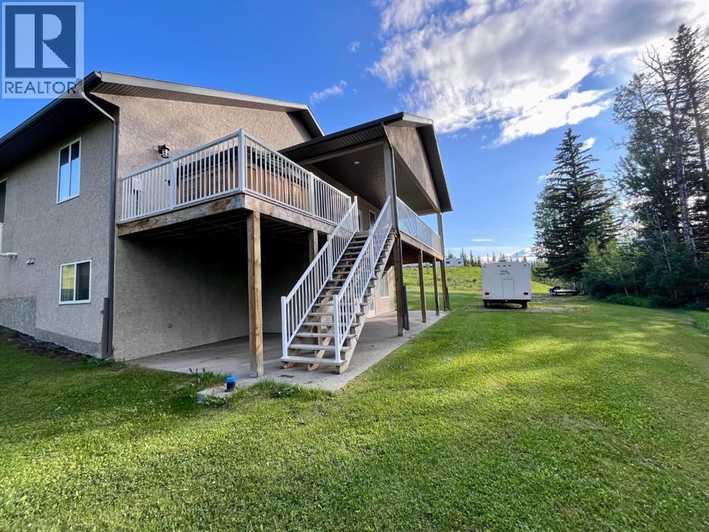 1093 Mackenny Street, Hinton, Alberta  T7V 1H3 - Photo 39 - A2302552
