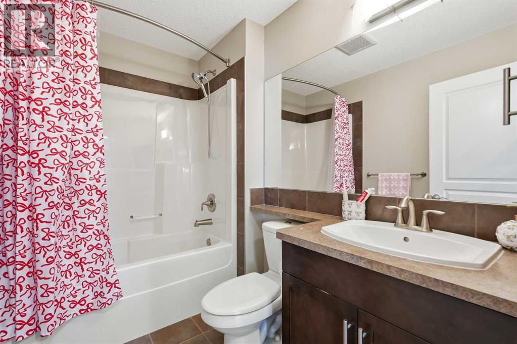 99 Sunset View, Cochrane, Alberta  T4C 0E8 - Photo 28 - A2301976