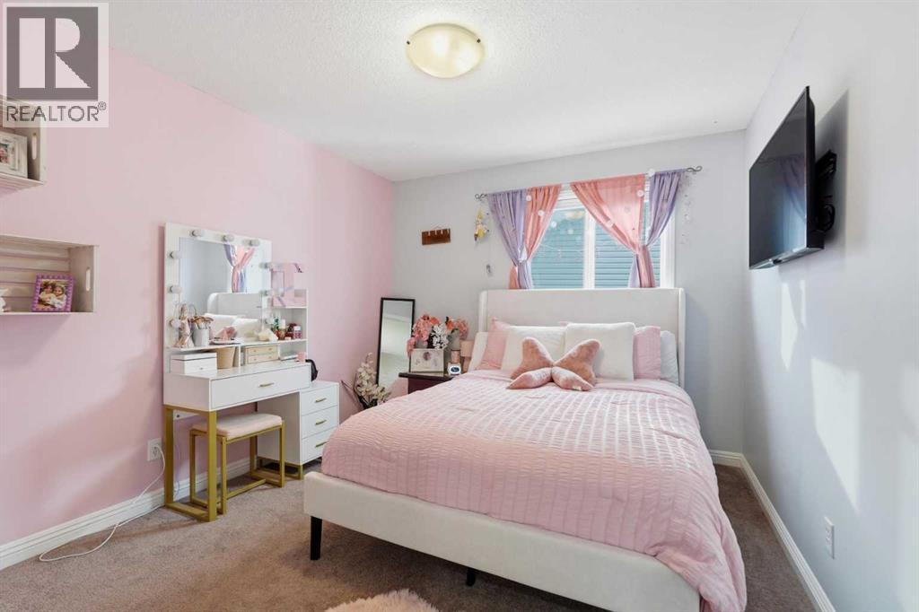 99 Sunset View, Cochrane, Alberta  T4C 0E8 - Photo 26 - A2301976