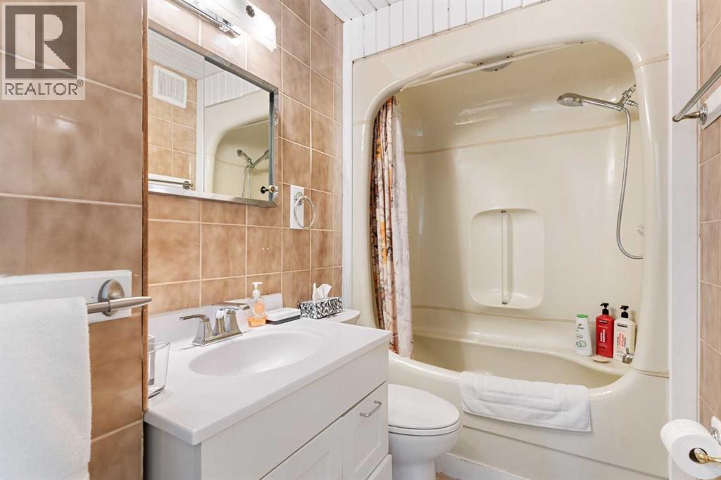 2822 40 Street Sw, Calgary, Alberta  T3E 3J6 - Photo 13 - A2302256