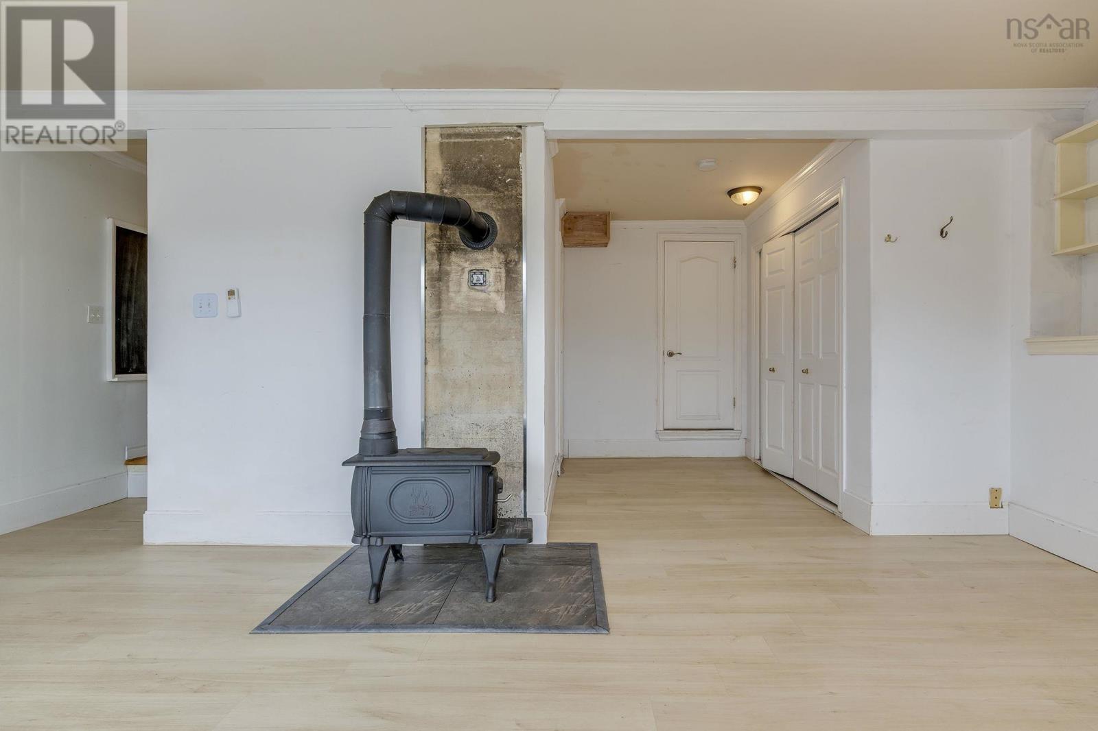 600 Rocky Lake Drive, Bedford, Nova Scotia  B4A 2T6 - Photo 6 - 202607760