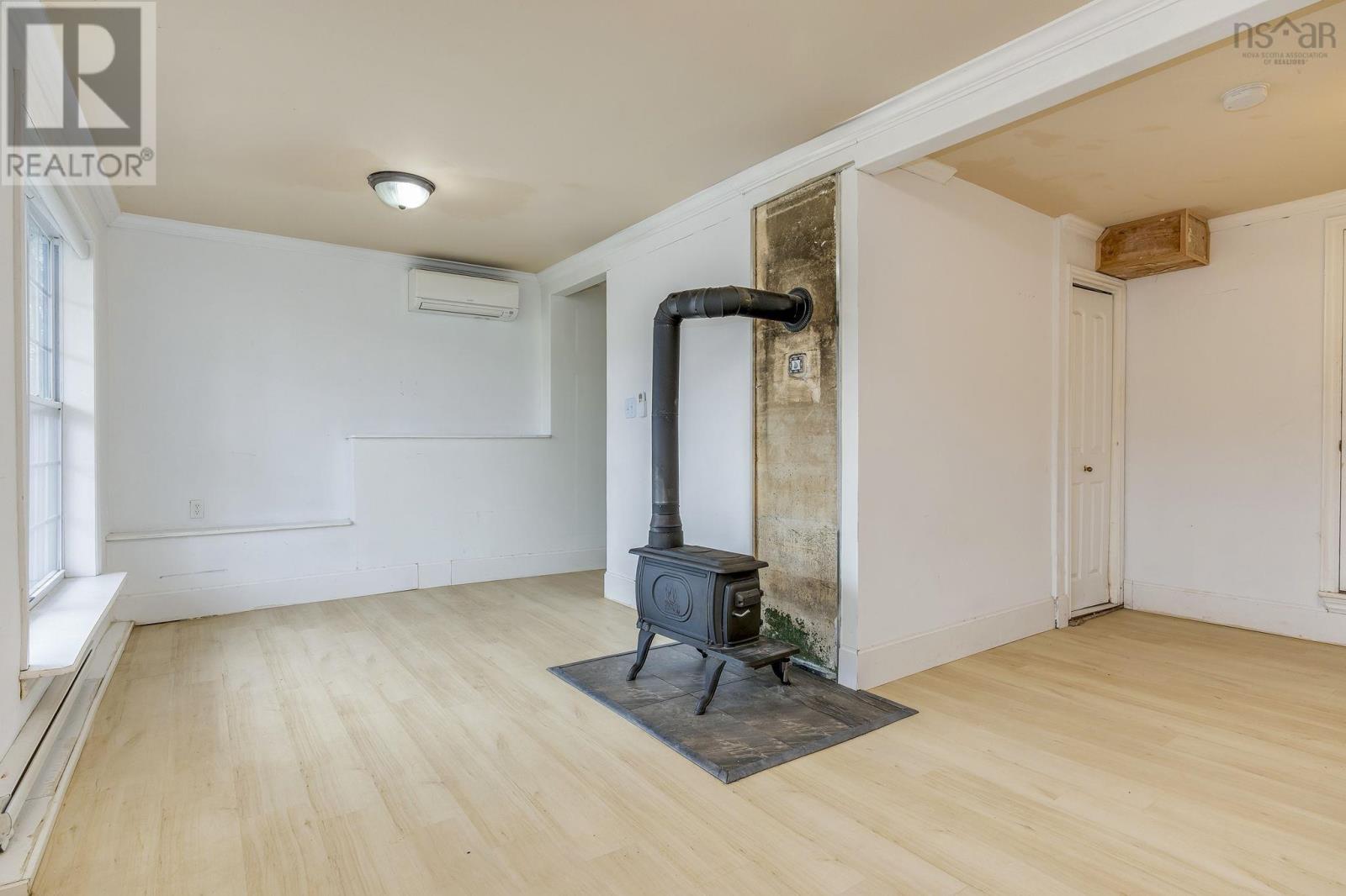 600 Rocky Lake Drive, Bedford, Nova Scotia  B4A 2T6 - Photo 7 - 202607760