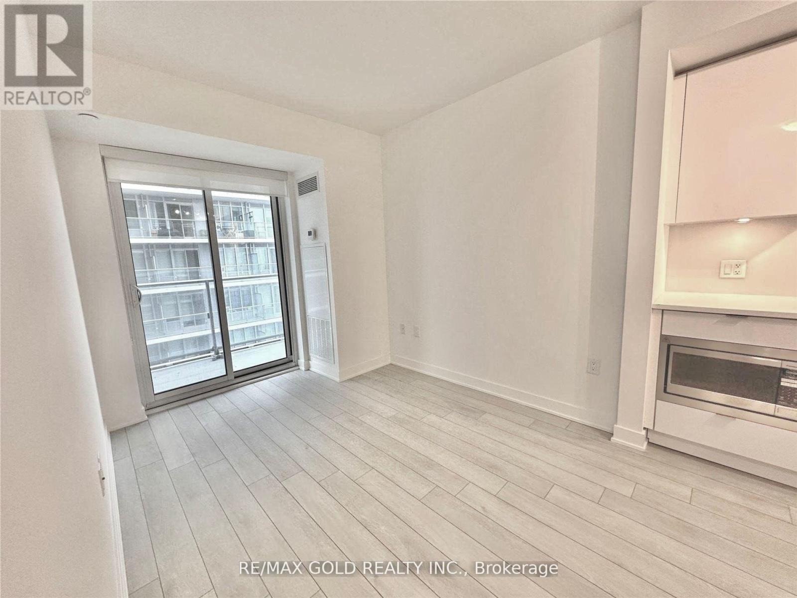 3301 - 195 Redpath Avenue, Toronto, Ontario  M4P 0E4 - Photo 8 - C13010214