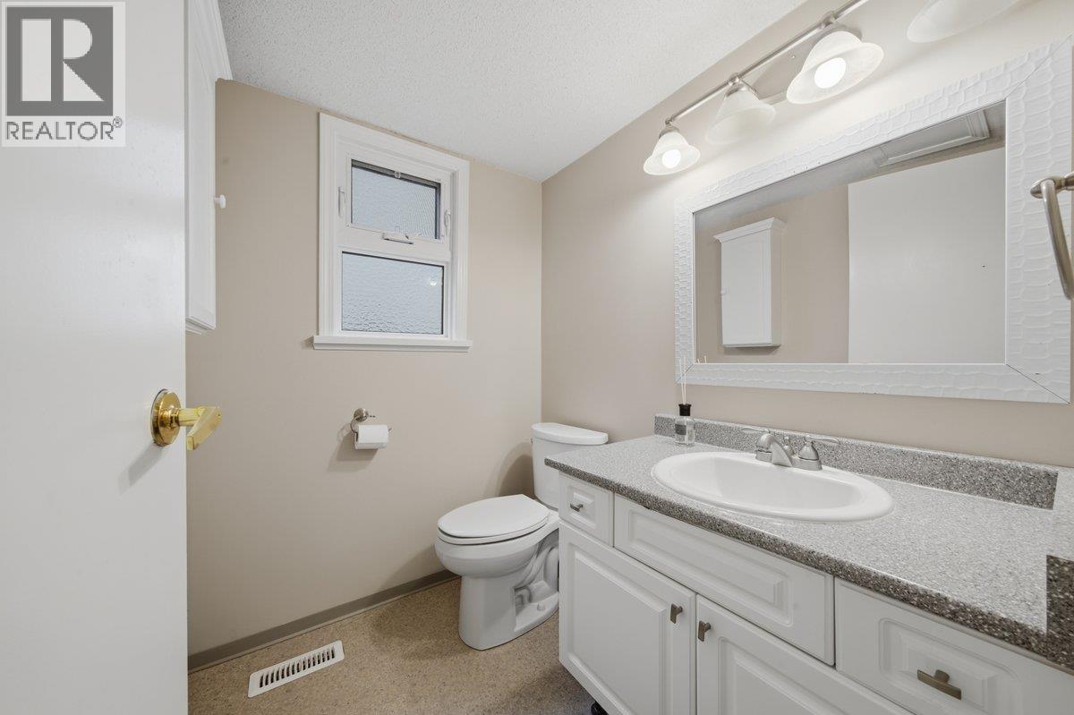 1155 Esperanza Drive, Coquitlam, British Columbia  V3B 6A6 - Photo 16 - R3112196