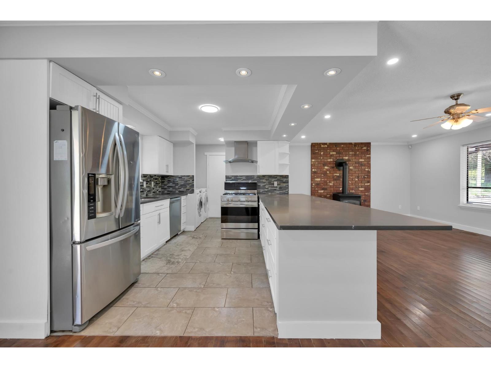 28712 58 Avenue, Abbotsford, British Columbia  V4X 2P6 - Photo 19 - R3112258