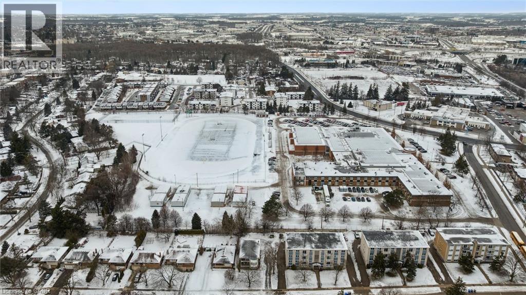 24 Austin Drive, Waterloo, Ontario  N2L 3Y1 - Photo 27 - 40820660