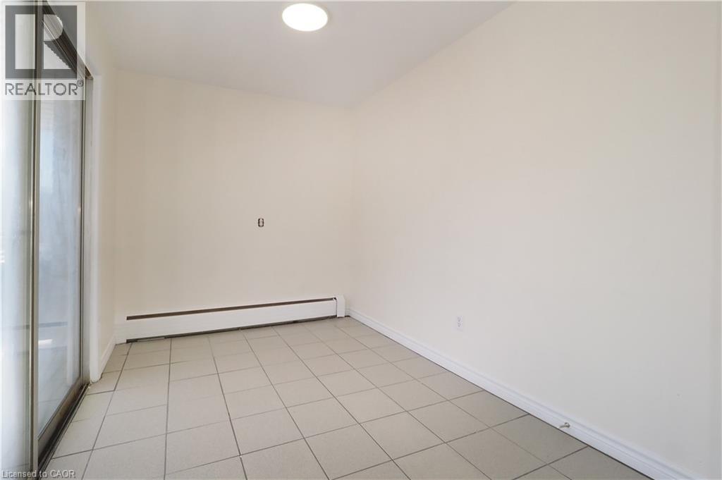 24 Austin Drive, Waterloo, Ontario  N2L 3Y1 - Photo 15 - 40820660